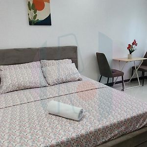 Ricres Hometel Double Bed R124 Самал Exterior photo