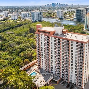 Fort Lauderdale Beach Resort By Vacatia Exterior photo