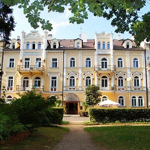 Отель Lazensky Dum Erika Франтишкови-Лазне Exterior photo