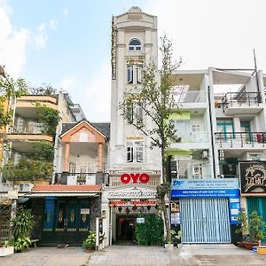 Thanh Tuyen Hotel - 27 Duong So 17, Q. Binh Tan - By Bay Luxury Хошимин Exterior photo