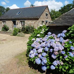 Вилла La Petite Ferme De Quehero Saint-Igeaux Exterior photo