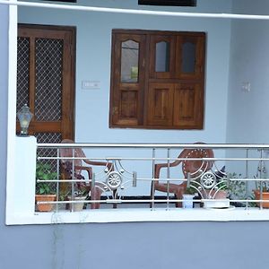 Апартаменты Nadiya Kinare Maheshwar Exterior photo