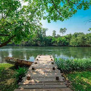 Comsaed River Kwai Resort Канчанабури Exterior photo