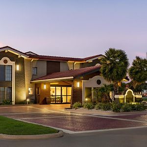 La Quinta Inn By Wyndham Виктория Exterior photo