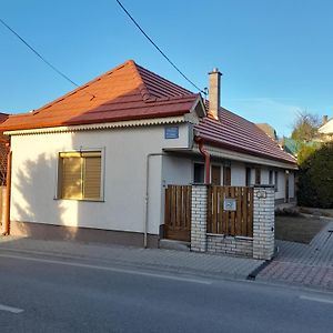 Апартаменты Falusi Vendeghaz Этек Exterior photo