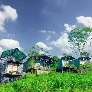 Отель Box On Clouds Элла Exterior photo