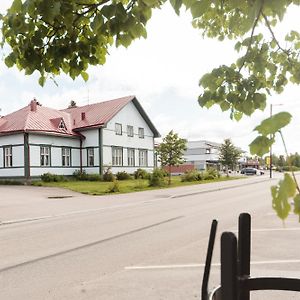 Отель Majoitus Wanhapankki, Huoneisto B2 Калайоки Exterior photo