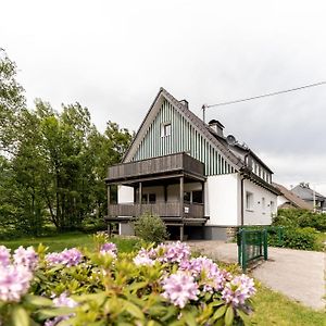 Ferienwohnung Haus An Der Lenne Леннештадт Exterior photo