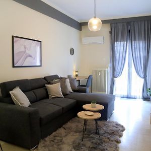 Newly Renovated Central 2 Bedroom Apartment In Козани Exterior photo