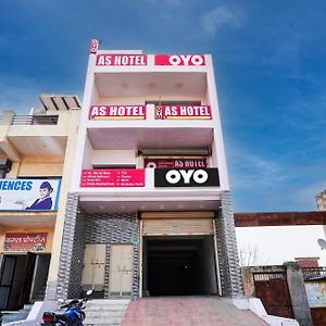 Oyo Flagship As Hotel Газиабад Exterior photo