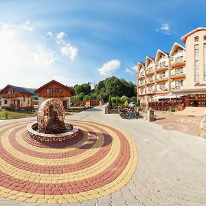 Fantasia Hotel Поляна Exterior photo