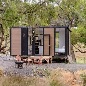 Вилла The Meadows Tiny House By Tiny Away Macclesfield Exterior photo