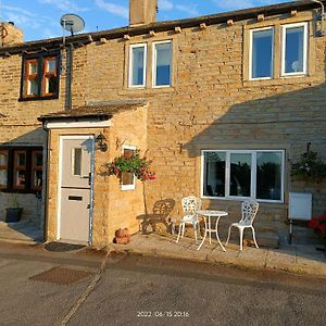 Hop Cottage Mirfield Exterior photo