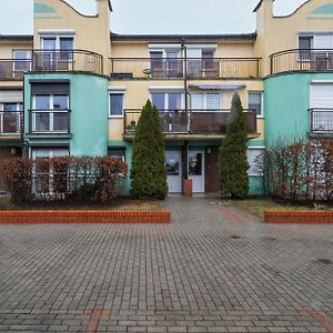 Апартаменты Dwupoziomowy Apartament Zmigrodzka Z Tarasem W Poznaniu By Renters Exterior photo