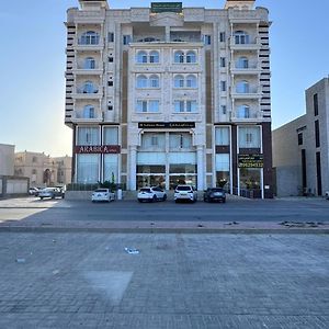 Отель Bit Alsltana Llajnha Alfndkia Салала Exterior photo