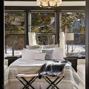 Luxury 6600 Sq.Ft Stunning Home/Sleeps 10+ Миннеаполис Exterior photo