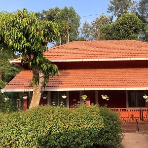 Coorg Klusters Estate Stay Вираджпет Exterior photo