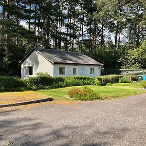 The Pines Self-Catering Cottage,Wester Ross, Scotland Кинлочу Exterior photo