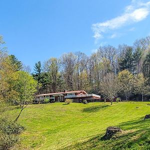 Вилла Grapevine Retreat Уэст-Джефферсон Exterior photo