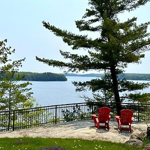 Вилла Breathtaking View Of Lake Rosseau Exterior photo