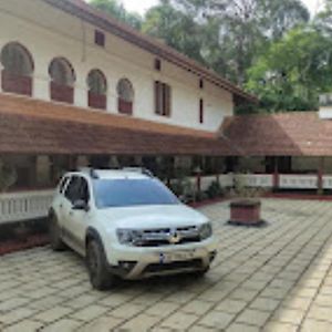 Отель Keloth Tharavad Kerala Panamaram Exterior photo