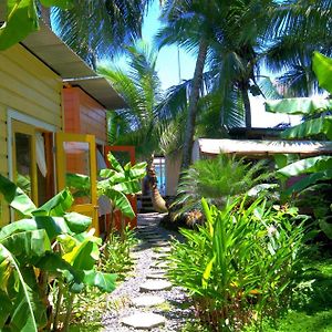 Boathouse Bungalows By The Sea Бокас-дель-Торо Exterior photo