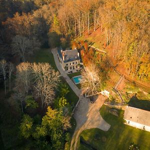 Bed and Breakfast Domaine Du Val Sauvage Ланже Exterior photo