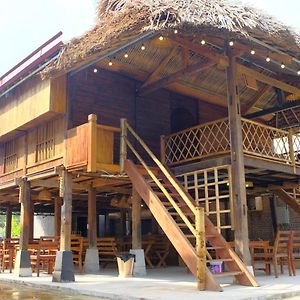 Отель Ha Giang Wooden House Exterior photo