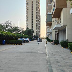 Апартаменты Ij Bliss Bhiwadi Exterior photo