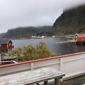 Buodden Rorbuer - Fisherman Cabins Сёрвоген Exterior photo