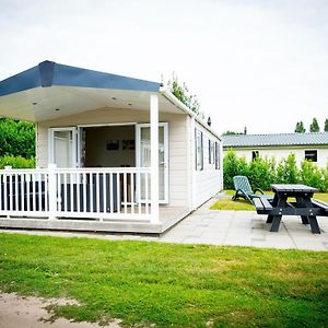 Вилла Well-Furnished Chalet Near The Loonse Udenhout Exterior photo