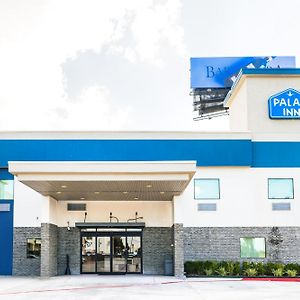 Palace Inn Blue-Iah East Хамбл Exterior photo