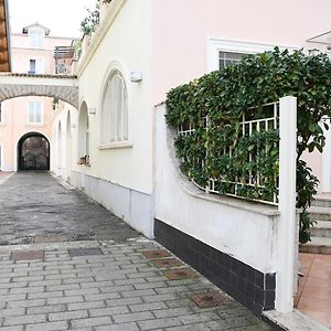 Favolosa Residenza Con Jacuzzi Санта-Мария-Капуа-Ветере Exterior photo