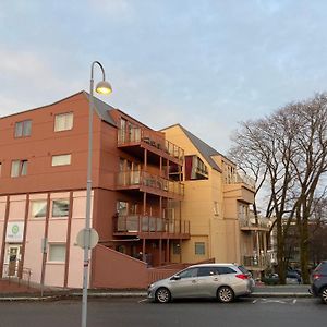 Parken Terrasse Apartment Hotel Kopervik Exterior photo