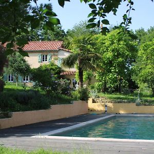 Bed and Breakfast Domaine De Calabel Pouylebon Exterior photo