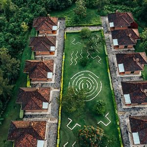 Nyungwe Top View Hill Hotel Гисеньи Exterior photo