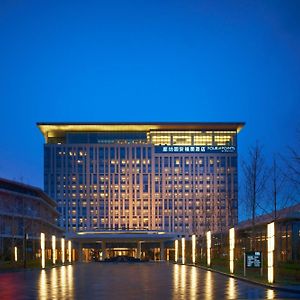 Отель Four Points By Sheraton Langfang, Gu'An Exterior photo