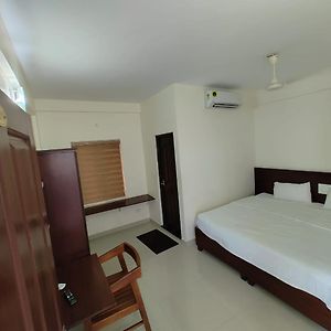 Masterkey Deluxe Rooms Коччи Exterior photo