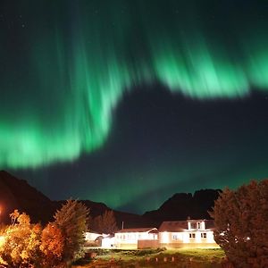 Вилла Lofoten Planet Basecamp Сёрвоген Exterior photo