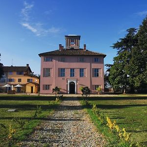 Villa San Giorgio Guest House Серравалле-Скривия Exterior photo