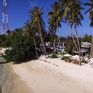 Отель Batuta Maldives Surf View Тулусду Exterior photo