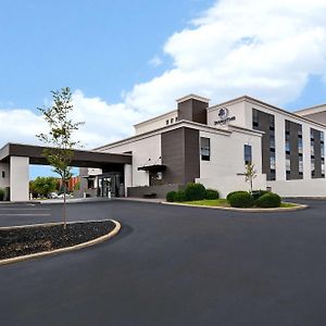 Отель Doubletree By Hilton St. Louis Airport, Mo Woodson Terrace Exterior photo