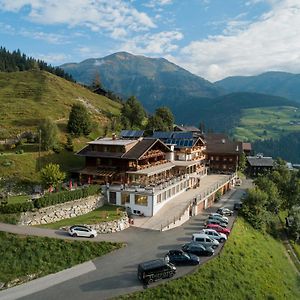Alpenhotel Wanderniki Лизинг Exterior photo