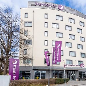 Premier Inn Muenchen Messe Хаар Exterior photo