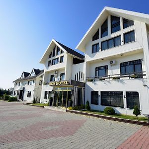 Hotel Bon Garden City Силиври Exterior photo