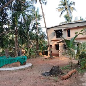 Patkar'S Vaishnavi Niwas - Home Stay Малван Exterior photo