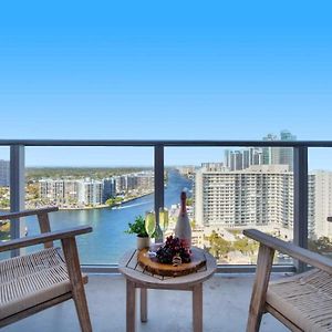 Апартаменты High Floor With Stunning Views Amazing Pools Голливуд Exterior photo