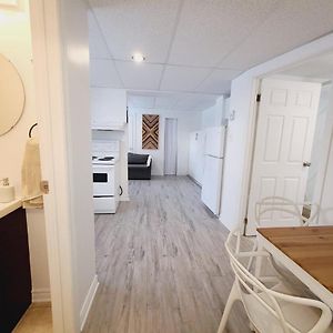 Апартаменты Cozy 1Br In Vieux-Longueuil +Parking 14Min Downtown Exterior photo