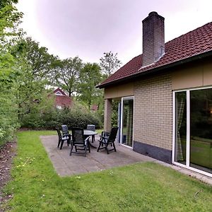 Cozy Holiday Home With A Garden Near Zwolle Далфсен Exterior photo