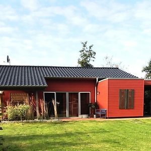 Вилла Ferienhaus Am Kleinen See Mit Steg, Garten Und Terrasse Твист Exterior photo